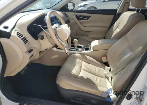 2015 Nissan Altima 2.5 из США, поврежденный, VIN 1N4AL3AP2FN354371